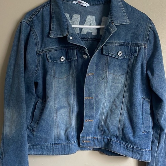 Stylish Blue Denim Jackets - Picture 3 of 4